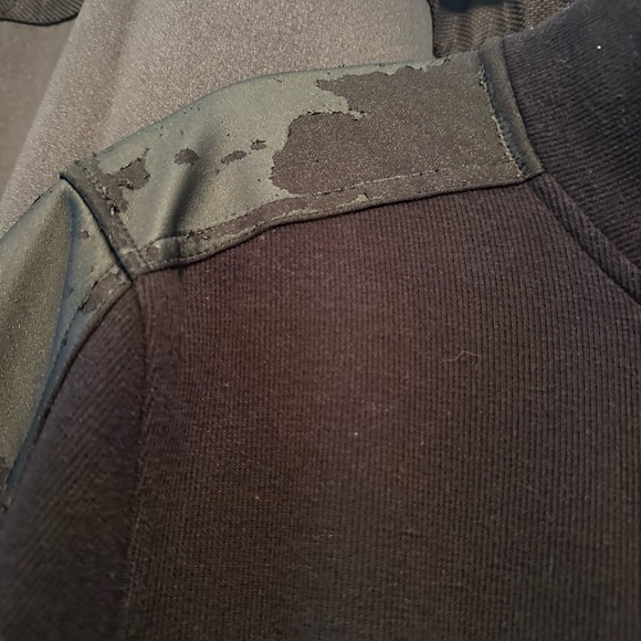 Men’s Jacket - Picture 2 of 3